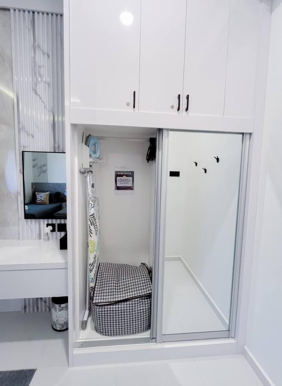 Auranad Tinyhouse Bandar Tanah Merah Wifi Netflix Exterior foto