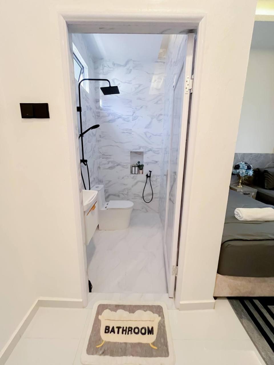 Auranad Tinyhouse Bandar Tanah Merah Wifi Netflix Exterior foto