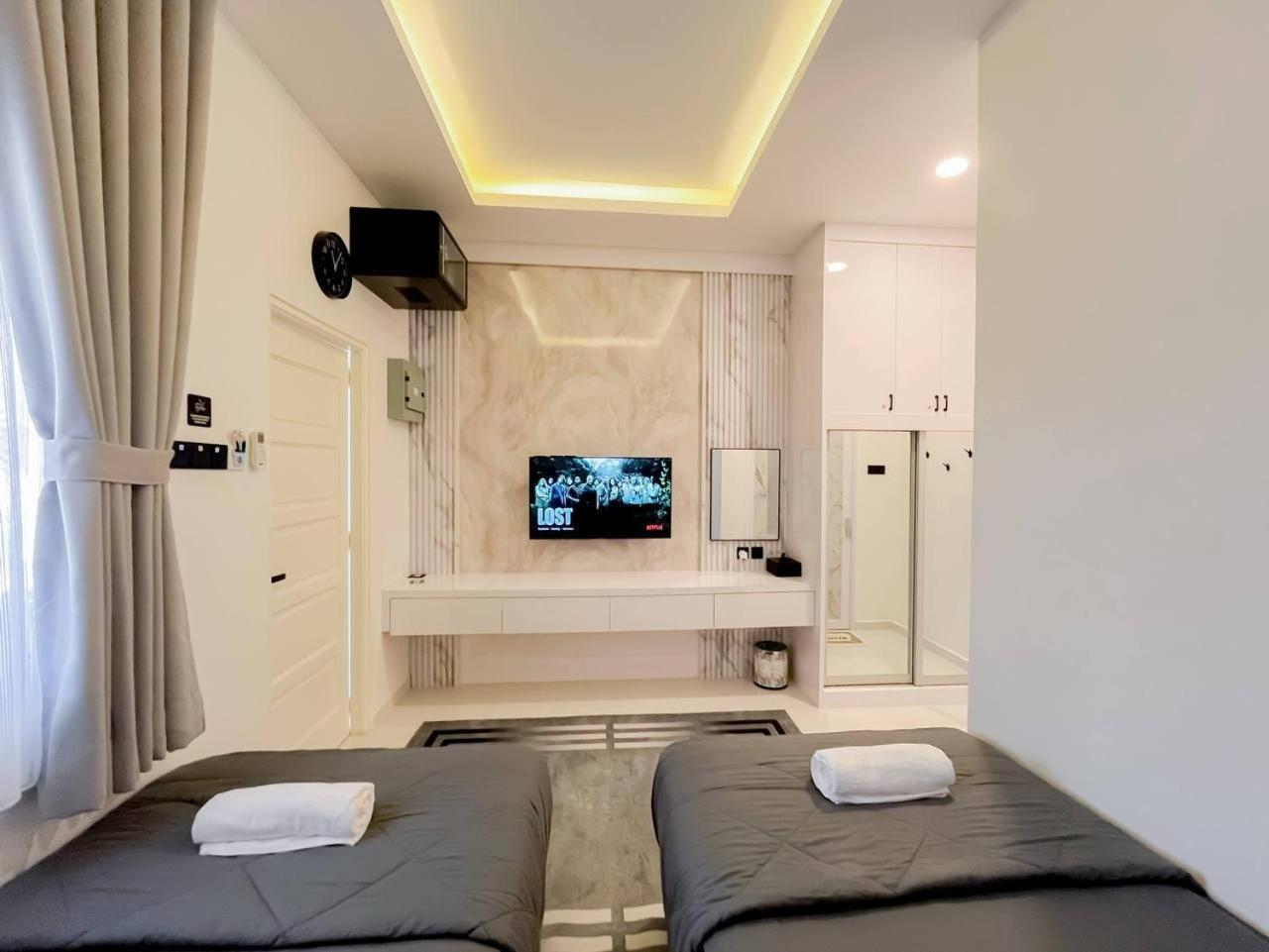 Auranad Tinyhouse Bandar Tanah Merah Wifi Netflix Exterior foto