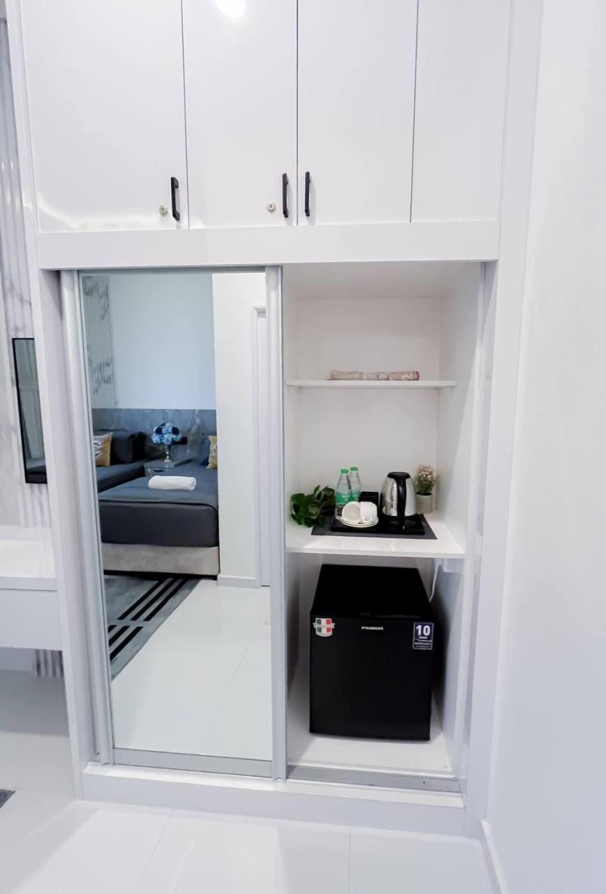 Auranad Tinyhouse Bandar Tanah Merah Wifi Netflix Exterior foto